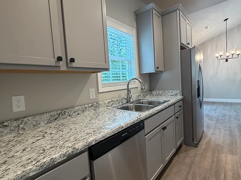 2616 Parkers Meadow Ln — Photo 6