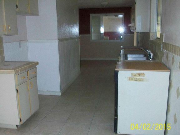 4th image of 1689 Wyoming Dr SE