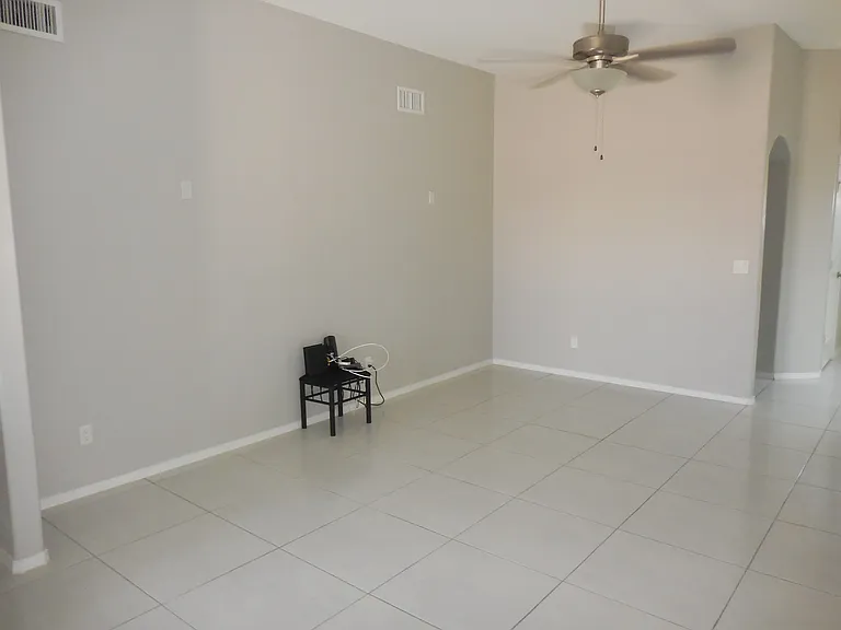 227 Ellesmere Way — Photo 11