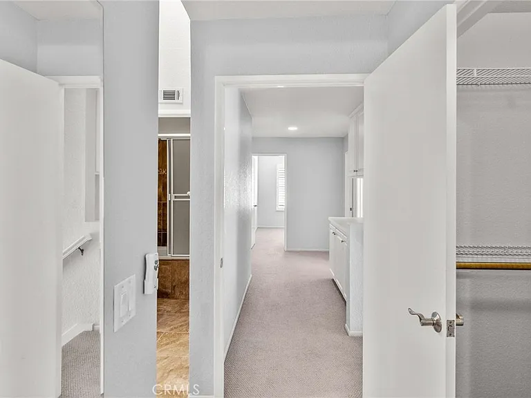 166 Almador — Photo 15
