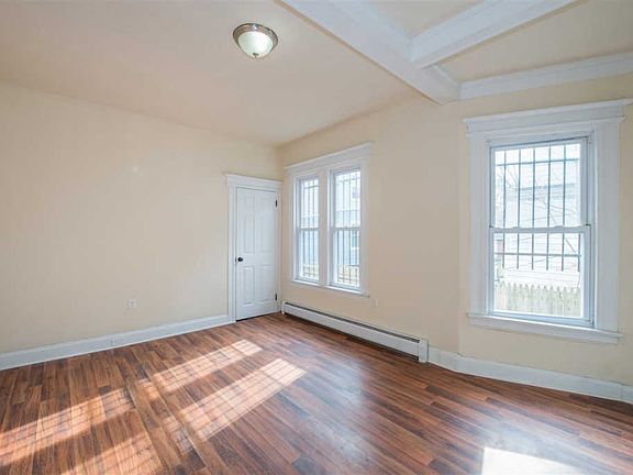 5th image of 62 Park Ave