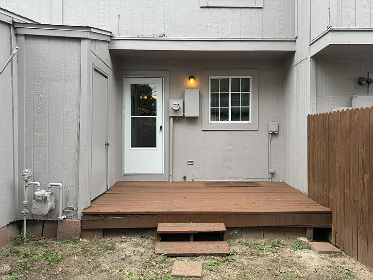 4108 Charleston Dr — Photo 22