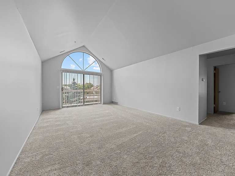 Cathedral ceilings at Prentiss Pointe Apartments in Harrison Township, MI