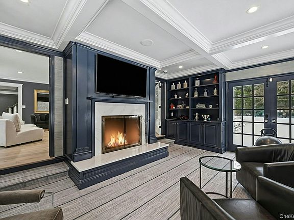 4th image of 192 Burtis Lane