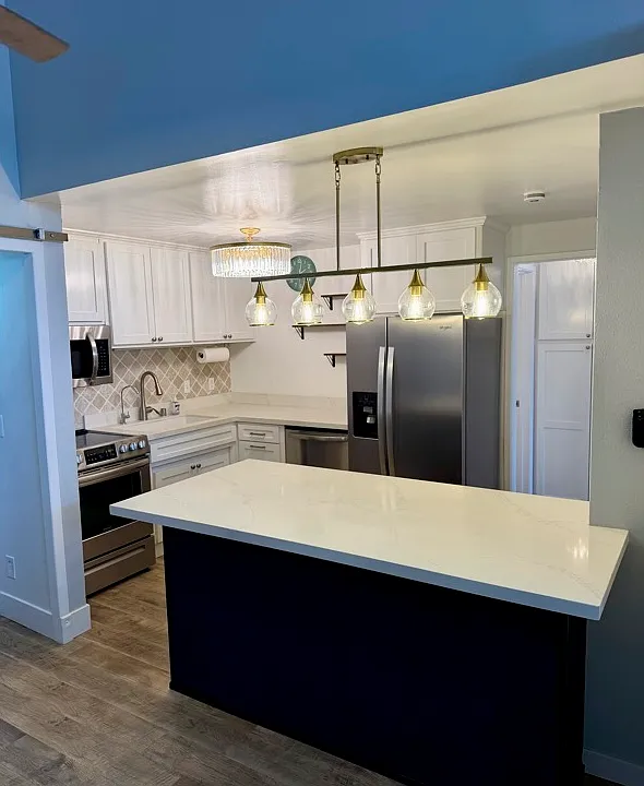 800 Camino Real #302