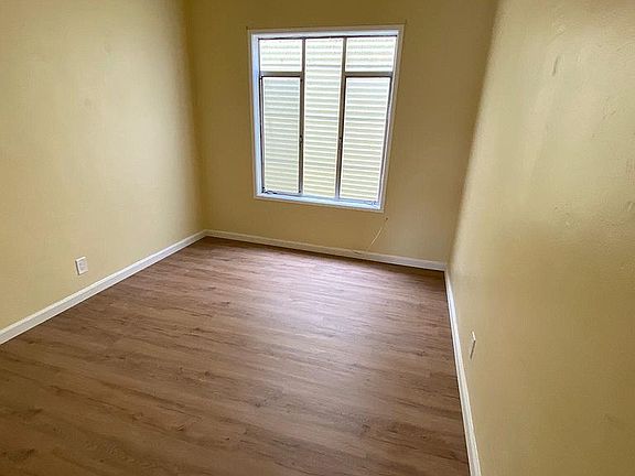 5th image of 405 Union St APT 3