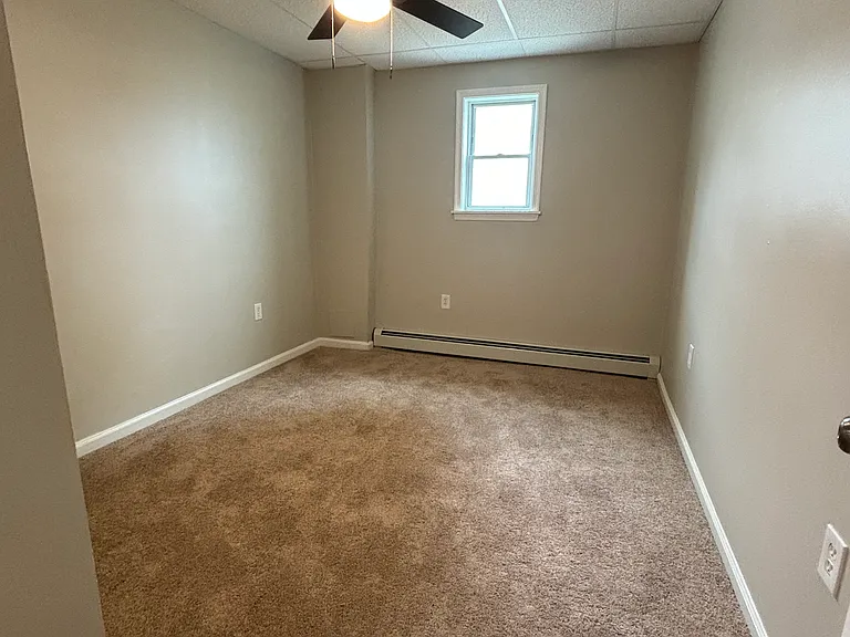 608 Chester Pike #E — Photo 5