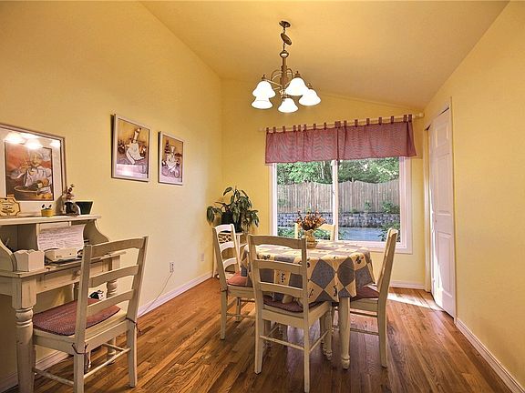 5th image of 9124 NE 152nd Pl