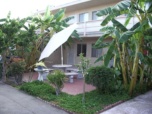 5th image of 2295 Grand Ave #4