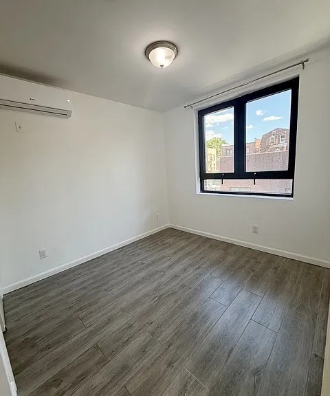 7302 Woodside Ave #2G — Photo 6