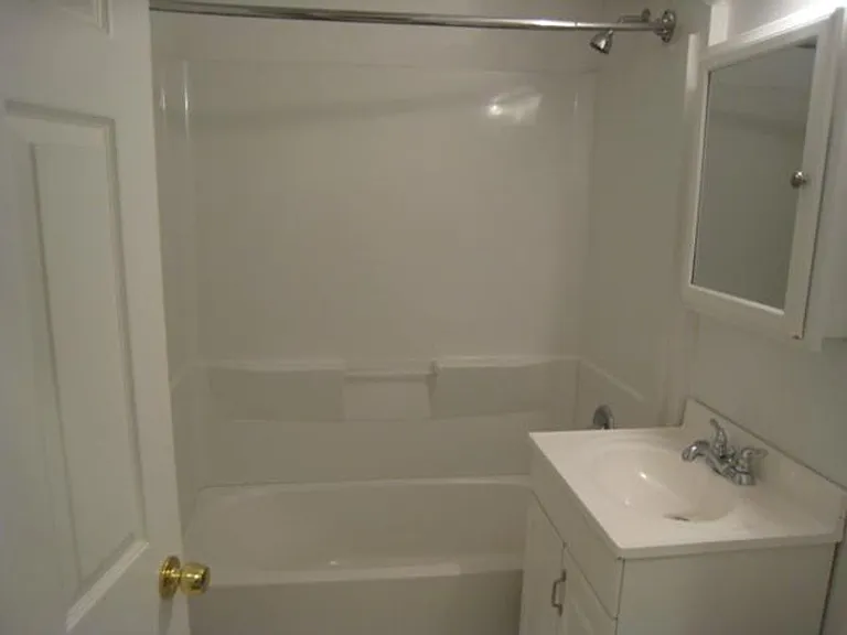 333 Saint Paul St #3 — Photo 7