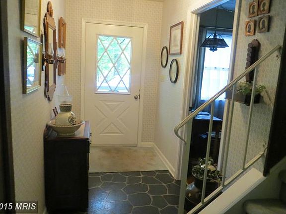 Entry Foyer