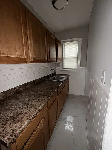 85 Morris St #2 Photo 1