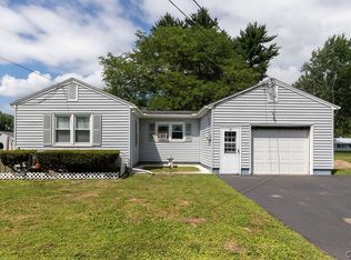 47 Whitcomb Rd, Fulton, NY 13069