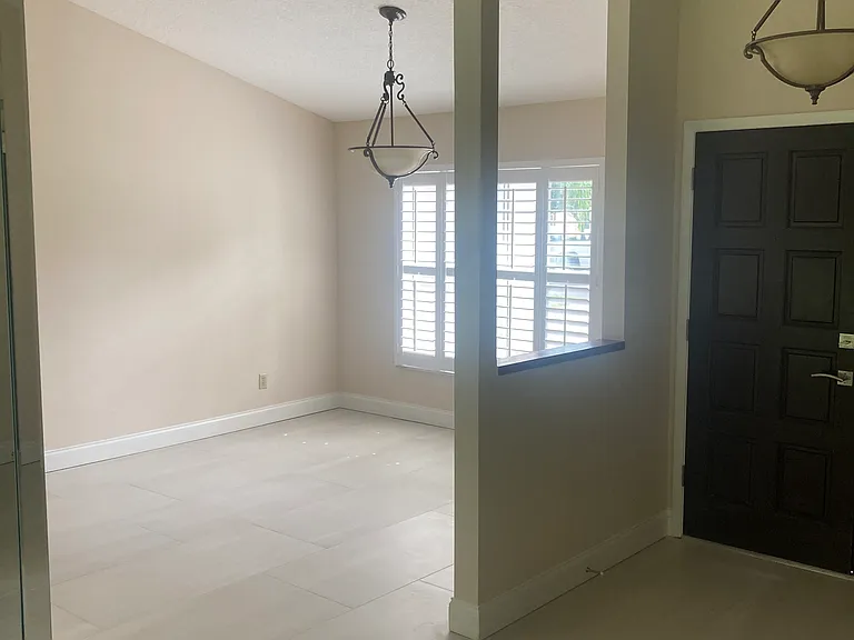 3214 Glenridge Dr — Photo 8