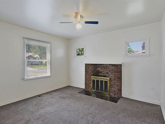 5th image of 1507 E Lacrosse Ave