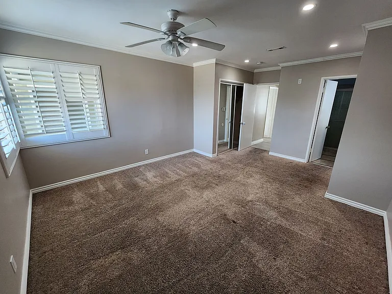 14020 Faust Ave — Photo 9