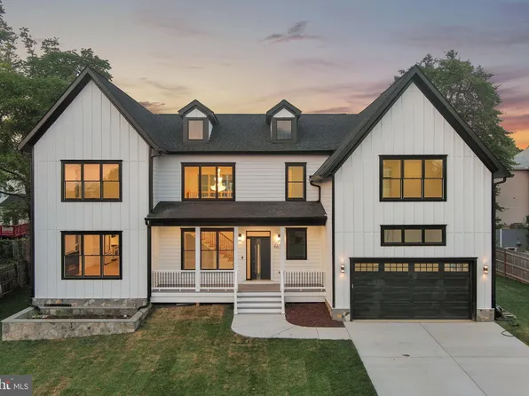 6638 Harriett St, Falls Church, VA 22042