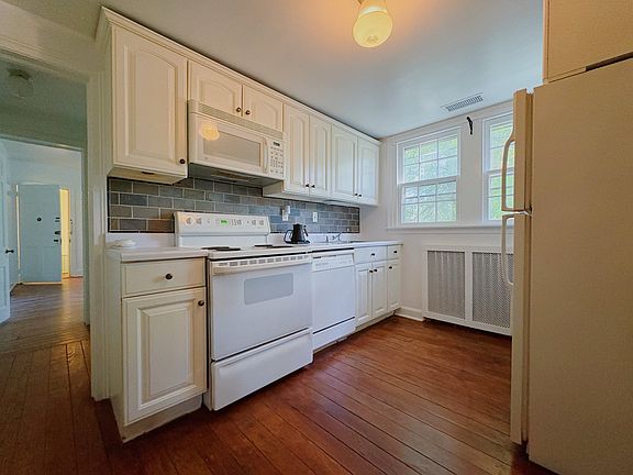5th image of 8720 Germantown Ave #2REAR