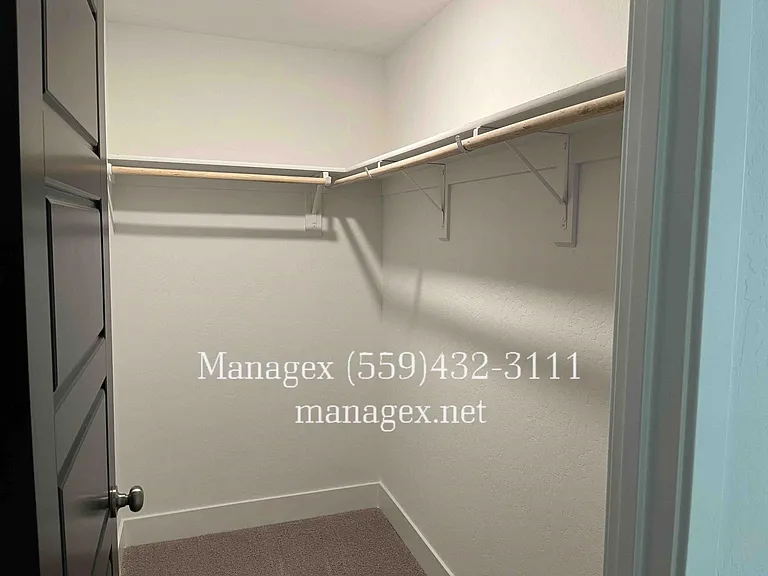 498 W Mahogany Ln — Photo 9