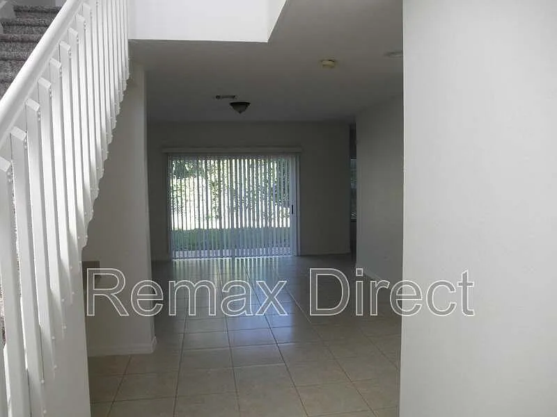 3 bed, 2.0 bath, $2,350 — Photo 3