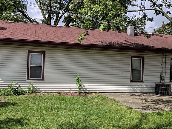 3rd image of 246 N Hammes Ave
