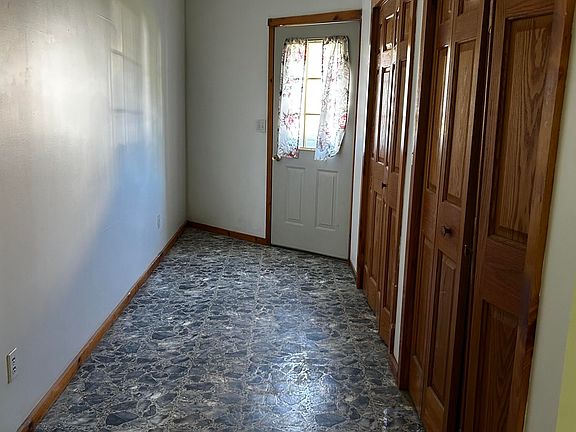 2nd image of 28 Denise Avenue