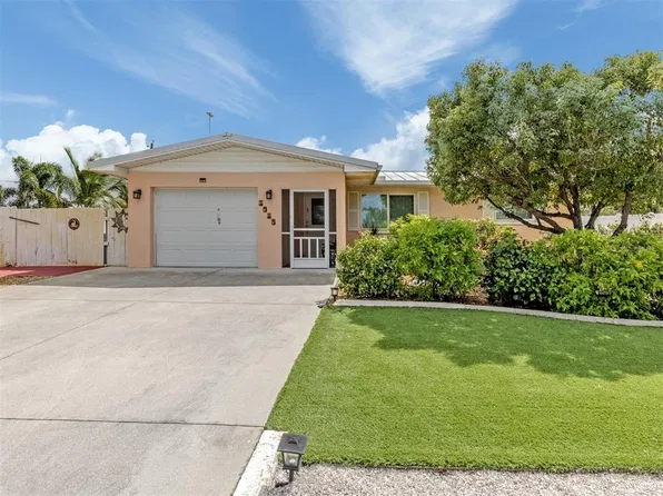 1045 FALCON ROAD, VENICE, FL 34293