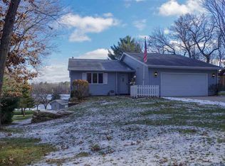 S3166 Lake Shore Rd, Reedsburg, WI 53959