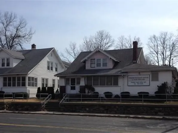 517 Boston Rd, Springfield, MA 01109