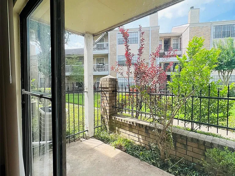 2750 Holly Hall St #1211 — Photo 12