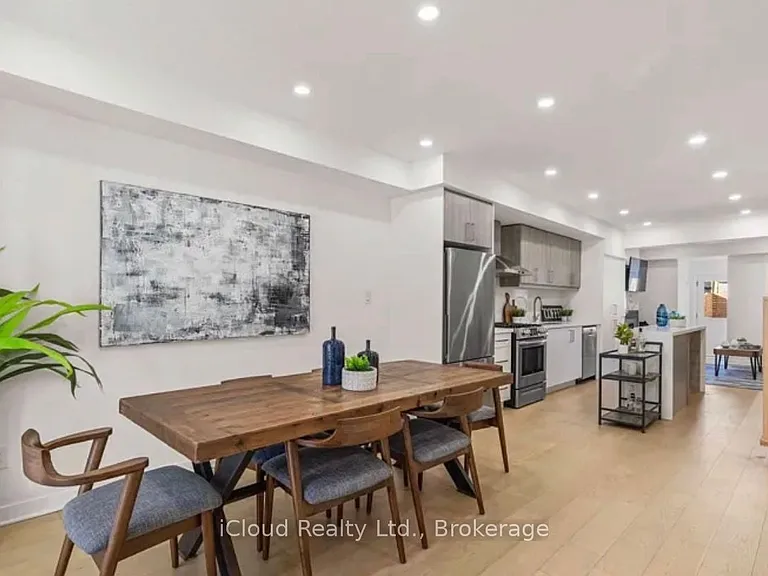 386 Coxwell Ave — Photo 18