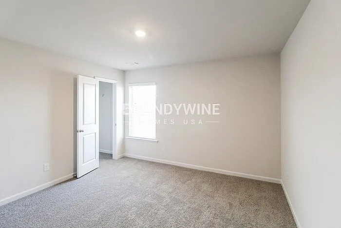 148 Avondale Blvd — Photo 17