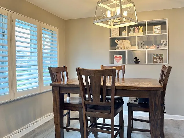 22 Castle Ct — Photo 4