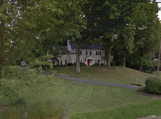 7216 Willowbrook Ln, Cincinnati, OH 45237