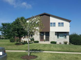 727 Brockwood Rd, New Lenox, IL 60451