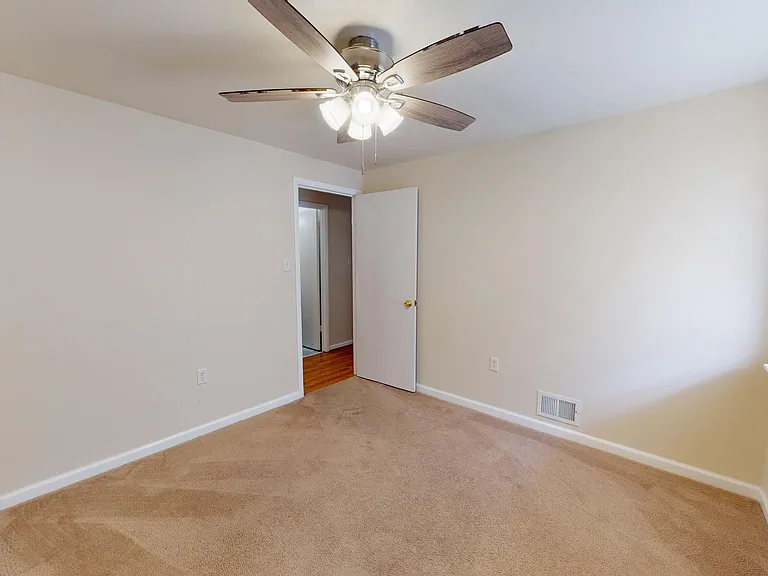 6103 Ronna Cir — Photo 19