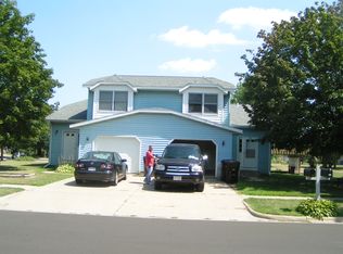 708 8th Ave N, Onalaska, WI 54650