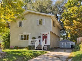 2118 37th St, Des Moines, IA 50310