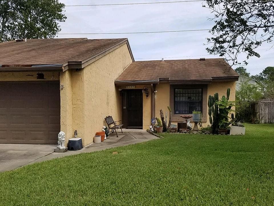 1st image of 8659 Deermoss Way E