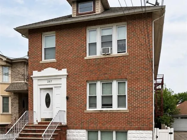 257 Roff Ave, Palisades Park, NJ 07650