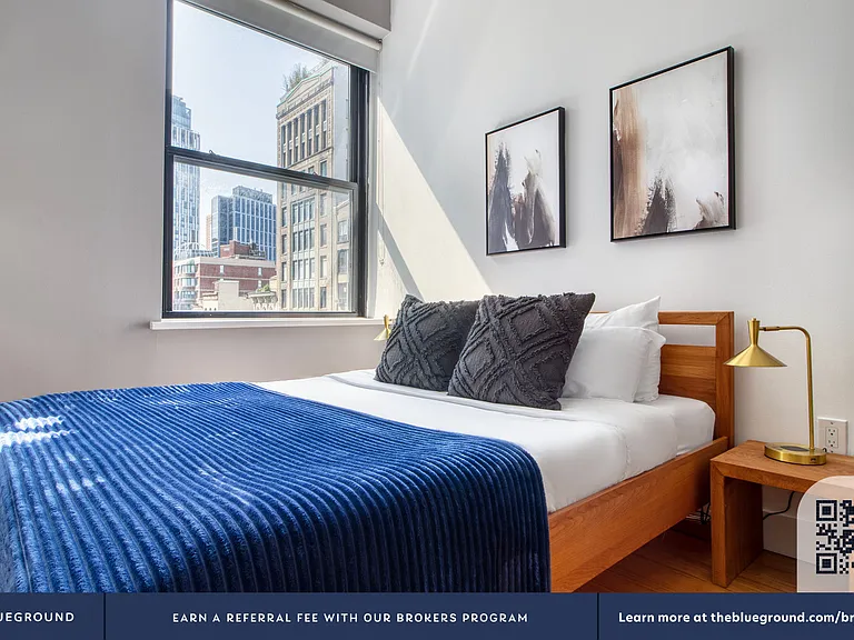 53 Park Pl #5I — Photo 9