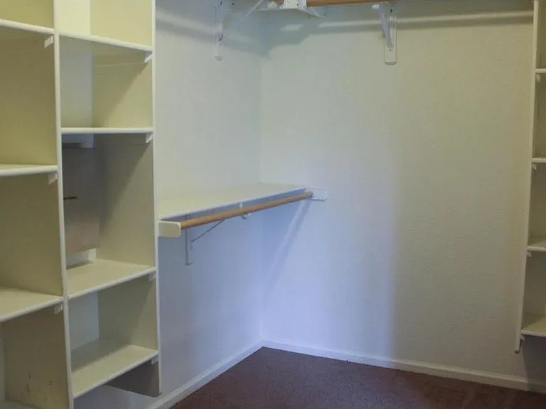 walk in closet