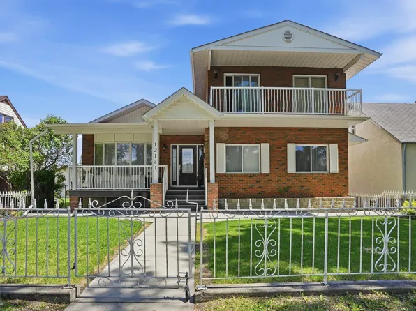 12131 101st St NW, Edmonton, AB T5G 2C2