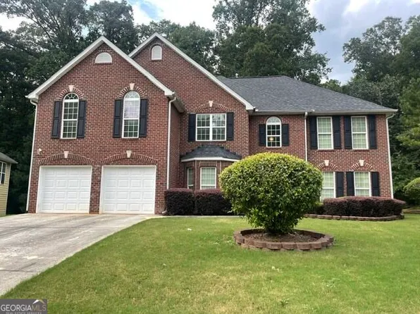 5861 Fairington Farms Ln, Lithonia, GA 30038