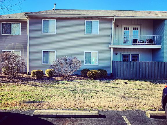 3rd image of 101 Wisteria Landing Cir #101