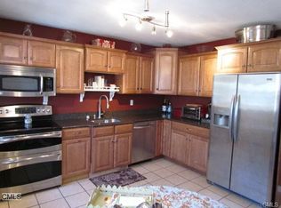 364 New England Ave, Fairfield, CT 06824