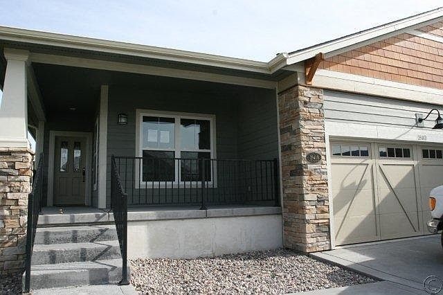 1st image of 2640B Tanbark Way