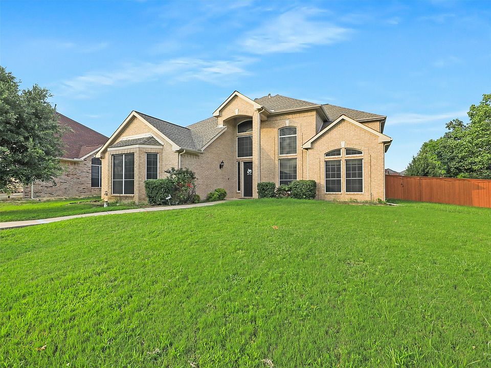 1st image of 1860 Stewart Dr