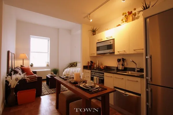 Rented by Town Residential | media 24